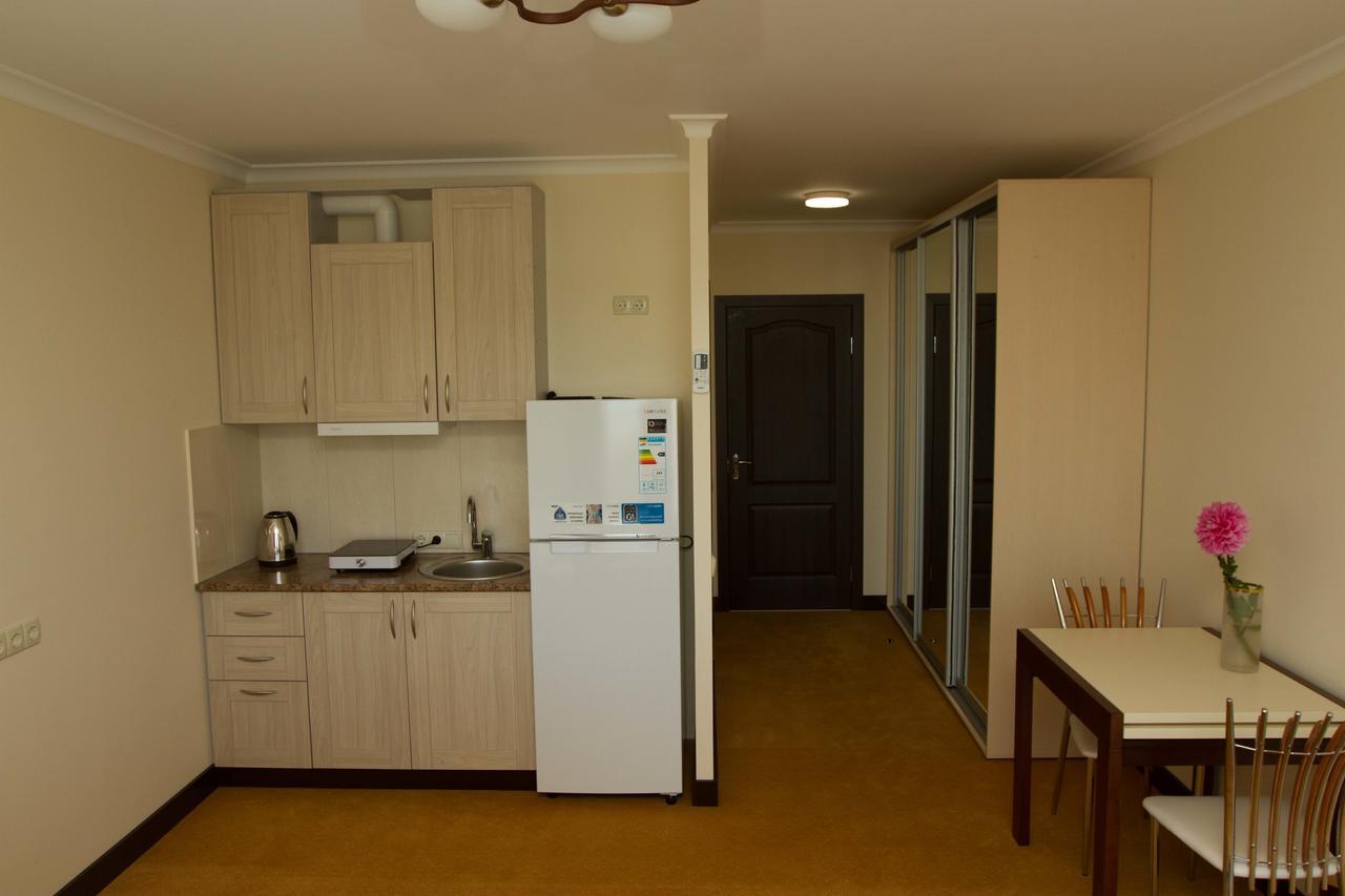 Aparthotel On Klinichna St. Kyiv Eksteriør billede